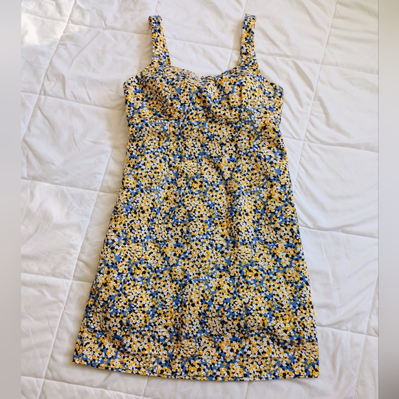 Michael Kors floral dress - Picture 2 of 6